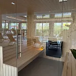 شقة Anchoria